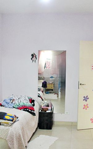 Casa à venda com 180m², 3 quartos e 2 vagasQuarto 2
