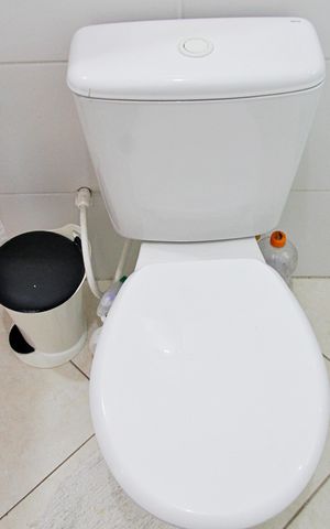 Casa à venda com 180m², 3 quartos e 2 vagasBanheiro Social