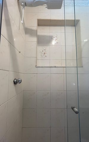 Casa à venda com 675m², 4 quartos e 6 vagas