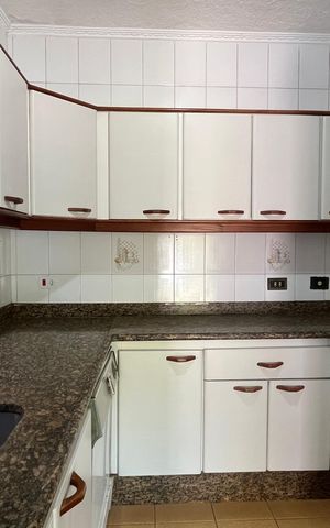 Casa à venda com 675m², 4 quartos e 6 vagas