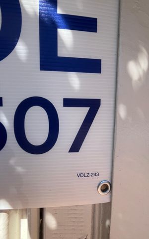 Casa à venda com 675m², 4 quartos e 6 vagas
