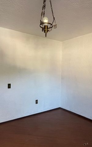 Casa à venda com 675m², 4 quartos e 6 vagas