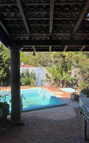 Casa à venda com 675m², 4 quartos e 6 vagas