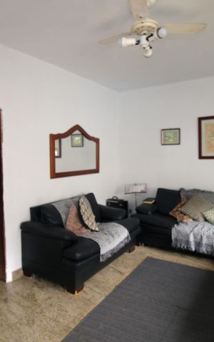 Casa à venda com 360m², 3 quartos e 4 vagasSala