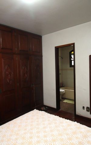 Casa à venda com 360m², 3 quartos e 4 vagasQuarto 2 - Suíte