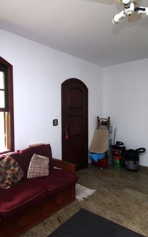 Casa à venda com 360m², 3 quartos e 4 vagasSala