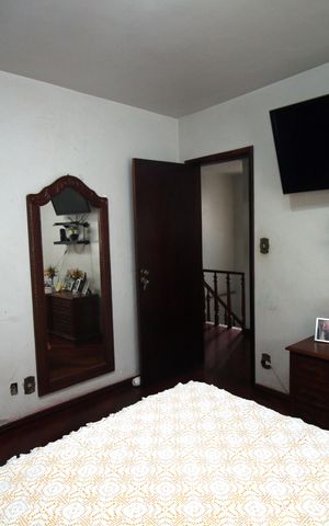 Casa à venda com 360m², 3 quartos e 4 vagasQuarto 2 - Suíte