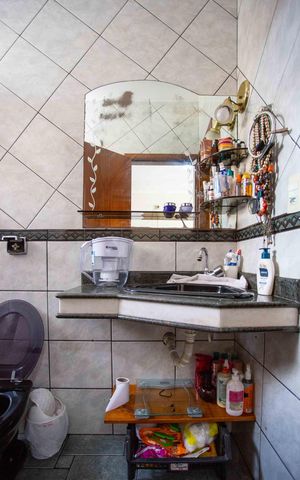 Casa para alugar com 180m², 3 quartos e 4 vagasBanheiro da Suíte