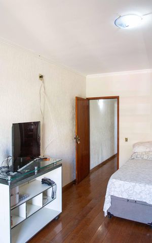 Casa para alugar com 180m², 3 quartos e 4 vagasQuarto Suíte