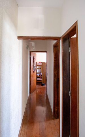 Casa para alugar com 180m², 3 quartos e 4 vagasCorredor