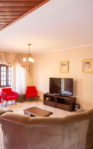 Casa para alugar com 180m², 3 quartos e 4 vagasSala