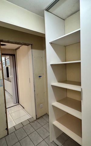 Apartamento para alugar com 110m², 3 quartos e 1 vaga Apartamento para alugar com 110m², 3 quartos e 1 vagaDespensa