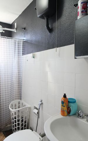 Apartamento à venda com 97m², 4 quartos e 2 vagasBanheiro Social