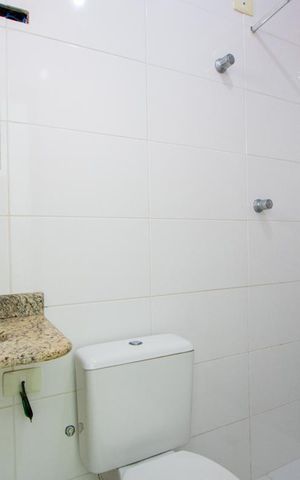 Apartamento para alugar com 47m², 2 quartos e 1 vaga Apartamento para alugar com 47m², 2 quartos e 1 vagaBanheiro social