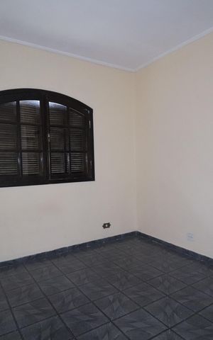 Casa à venda com 90m², 3 quartos e 3 vagasQuarto 2