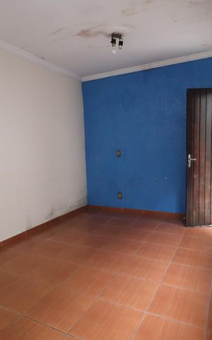 Casa à venda com 90m², 3 quartos e 3 vagasSala