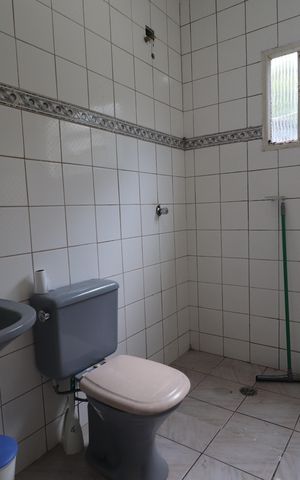 Casa à venda com 90m², 3 quartos e 3 vagasBanheiro