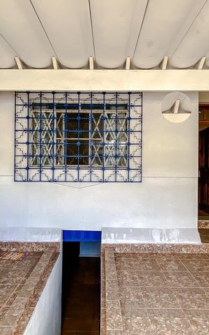 Casa à venda com 300m², 3 quartos e 2 vagasGaragem