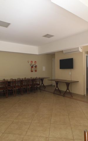 Casa à venda com 124m², 3 quartos e 2 vagas Casa à venda com 124m², 3 quartos e 2 vagasÁrea comum - Salão de festas