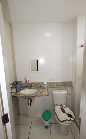 Apartamento à venda com 78m², 3 quartos e 2 vagasBanheiro de Serviço
