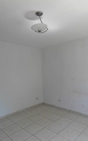 Casa à venda com 253m², 3 quartos e 2 vagas Casa à venda com 253m², 3 quartos e 2 vagasQuarto 1
