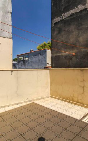 Casa à venda com 253m², 3 quartos e 2 vagas Casa à venda com 253m², 3 quartos e 2 vagasÁrea de Serviço 1
