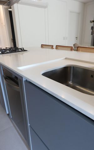 Apartamento à venda com 86m², 2 quartos e 2 vagasCozinha