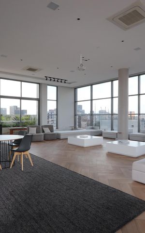 Apartamento à venda com 86m², 2 quartos e 2 vagasÁrea comum - Sky Lounge