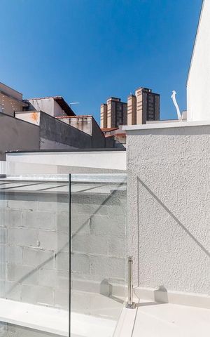 Casa para alugar com 120m², 3 quartos e 2 vagas Casa para alugar com 120m², 3 quartos e 2 vagasSacada do Quarto 2
