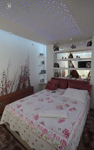 Casa à venda com 450m², 3 quartos e 8 vagasSuíte 2