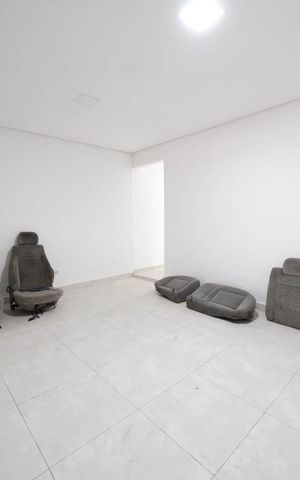 Casa à venda com 144m², 2 quartos e 3 vagasSala
