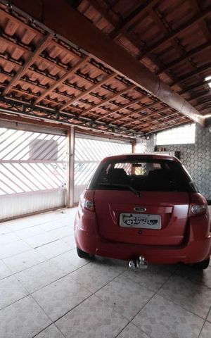 Casa à venda com 144m², 2 quartos e 3 vagasGaragem