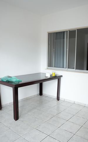 Casa de condomínio para alugar com 80m², 4 quartos e 1 vagaVaranda