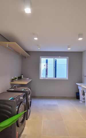 Apartamento à venda com 33m², 2 quartos e sem vaga Apartamento à venda com 33m², 2 quartos e sem vagaÁrea comum - Lavanderia