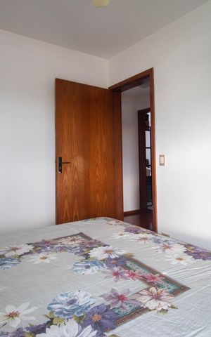 Apartamento à venda com 127m², 4 quartos e 4 vagas Apartamento à venda com 127m², 4 quartos e 4 vagasSuíte