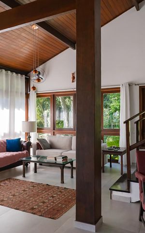 Casa de condomínio à venda com 343m², 5 quartos e 2 vagasSala