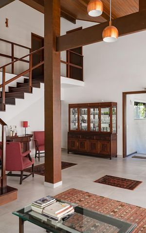 Casa de condomínio à venda com 343m², 5 quartos e 2 vagasSala