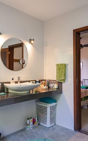 Casa de condomínio à venda com 343m², 5 quartos e 2 vagasBanheiro da Suíte 1