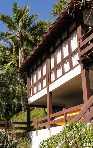 Casa de condomínio à venda com 343m², 5 quartos e 2 vagasFachada