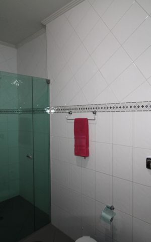 Apartamento à venda com 750m², 3 quartos e 6 vagasQuarto 1 - Banheiro