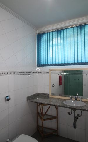 Apartamento à venda com 750m², 3 quartos e 6 vagasQuarto 1 - Banheiro