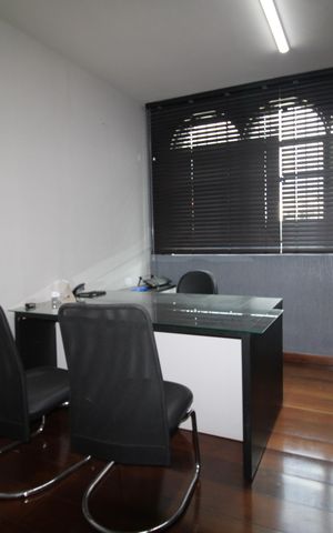 Apartamento à venda com 750m², 3 quartos e 6 vagasEscritório