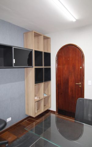 Apartamento à venda com 750m², 3 quartos e 6 vagasEscritório