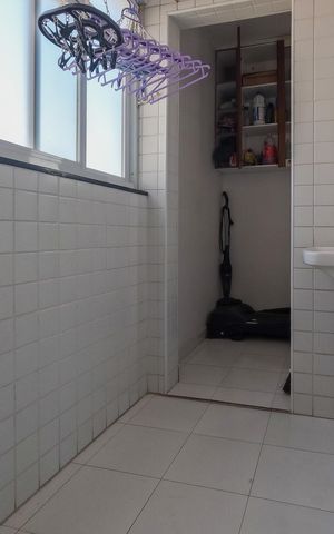 Apartamento à venda com 110m², 3 quartos e 2 vagas Apartamento à venda com 110m², 3 quartos e 2 vagasÁrea de Serviço