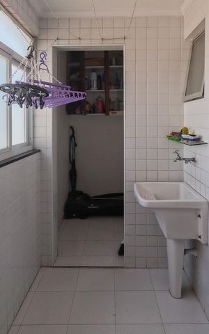 Apartamento à venda com 110m², 3 quartos e 2 vagas Apartamento à venda com 110m², 3 quartos e 2 vagasÁrea de Serviço