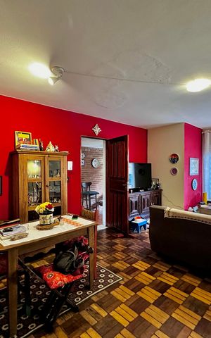 Casa à venda com 128m², 3 quartos e 1 vaga Casa à venda com 128m², 3 quartos e 1 vagaSala