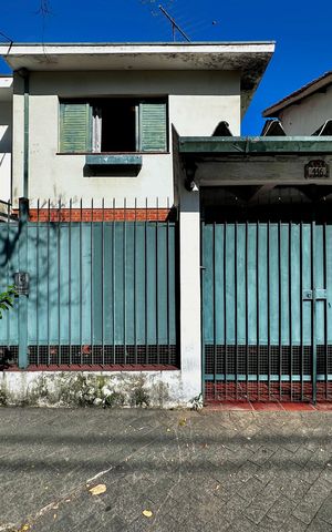 Casa à venda com 128m², 3 quartos e 1 vaga Casa à venda com 128m², 3 quartos e 1 vagaFachada