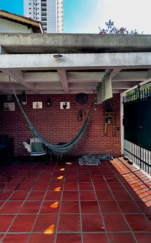 Casa à venda com 128m², 3 quartos e 1 vaga Casa à venda com 128m², 3 quartos e 1 vagaGaragem