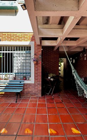 Casa à venda com 128m², 3 quartos e 1 vaga Casa à venda com 128m², 3 quartos e 1 vagaGaragem