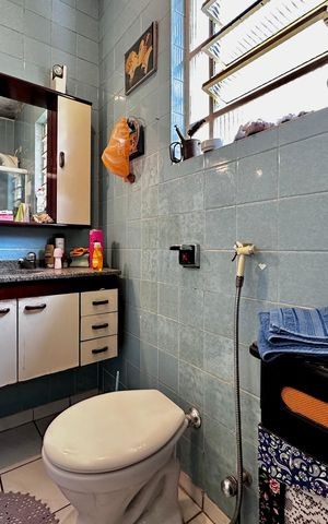 Casa à venda com 128m², 3 quartos e 1 vaga Casa à venda com 128m², 3 quartos e 1 vagaBanheiro Social
